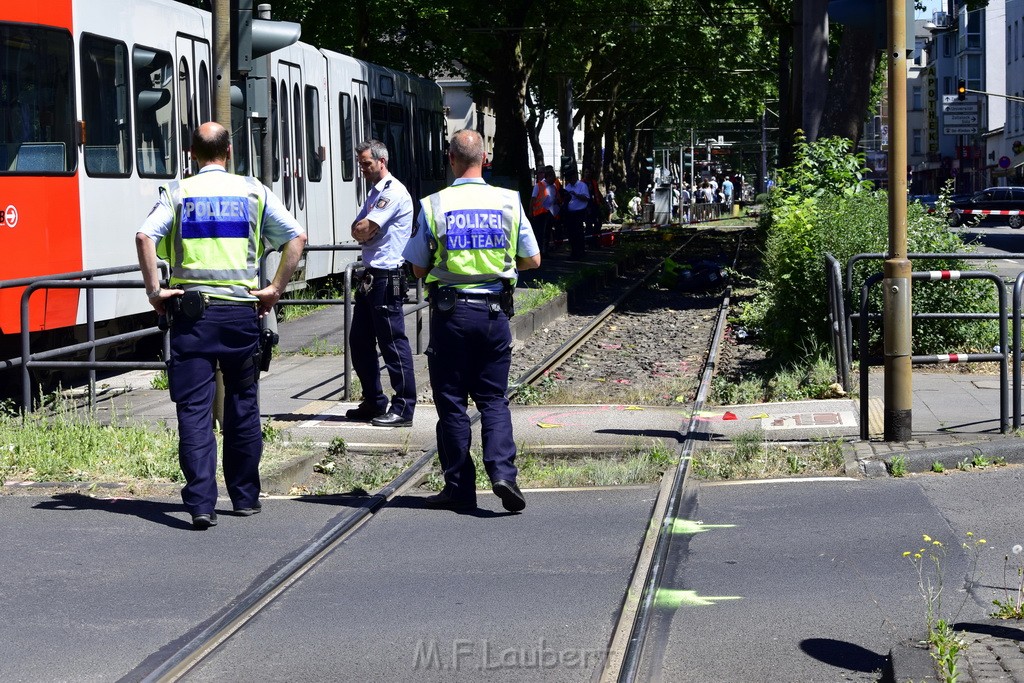 VU Roller KVB Bahn Koeln Luxemburgerstr Neuenhoefer Allee P109.JPG - Miklos Laubert